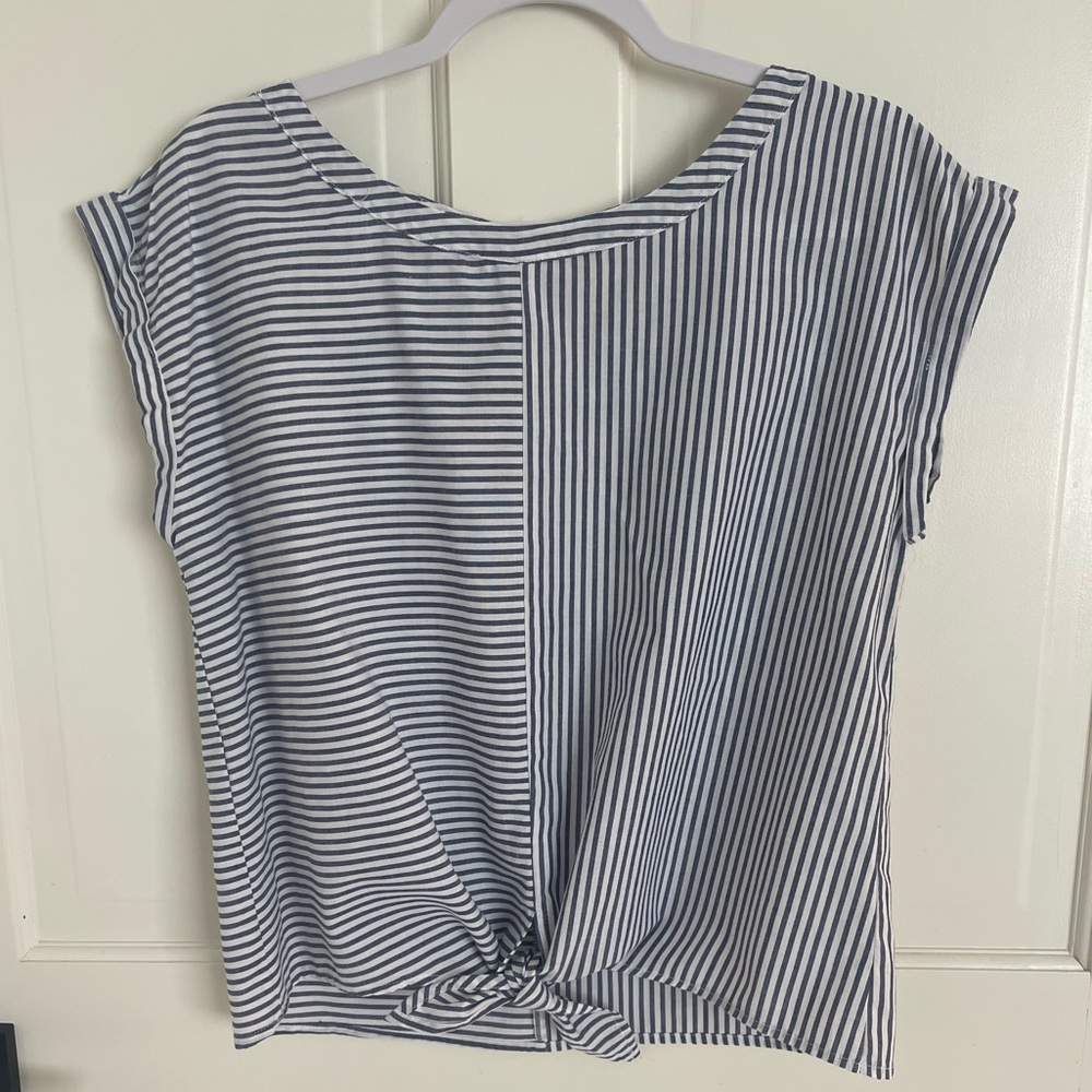 Maurices blue striped top.